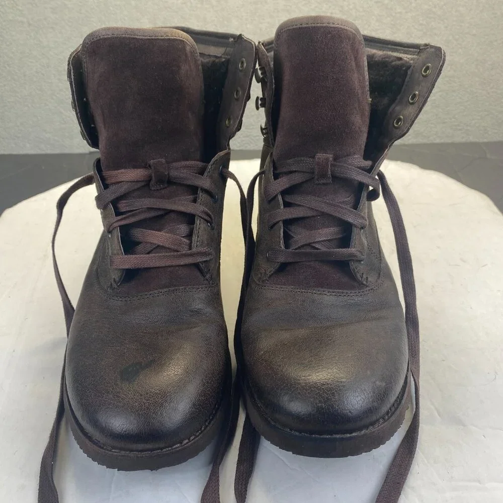 UGG Cavitt Antiqued Leather Fur Lined Military Boots Shoes Size 9‎ Mens F19216G